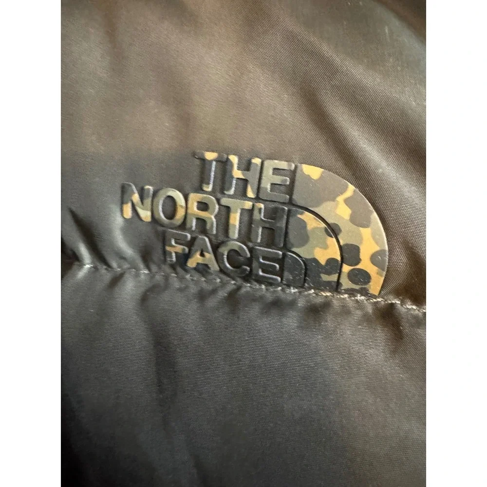 🚨The North Face💛‎ 💚💛Womens 550 Down Puffer Jacket Olive Green Camo Trim XS